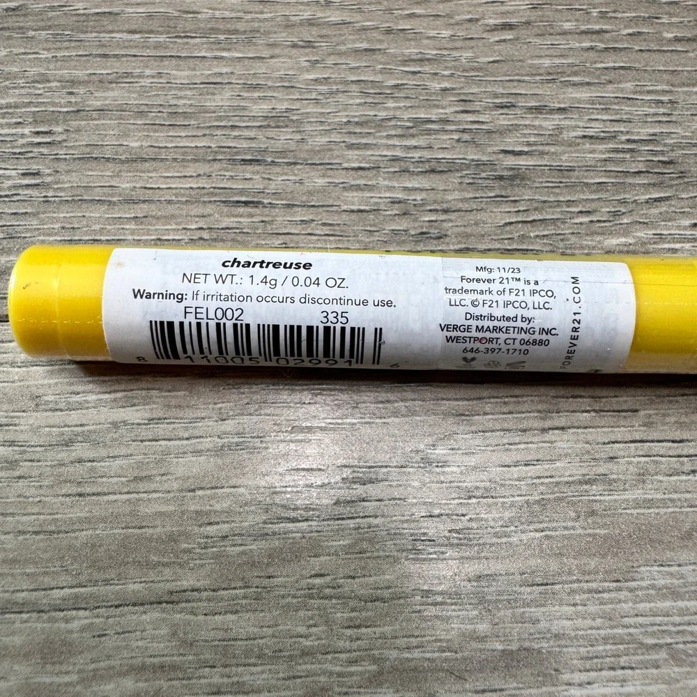 NIP Forever 21 Color Up Stick Chartreuse Neon Yellow Green Eye Face Crayon